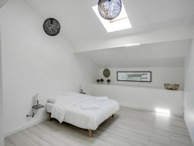 location appartement bordeaux 2 pièces 45 m2 gironde 33000 940 € / mois