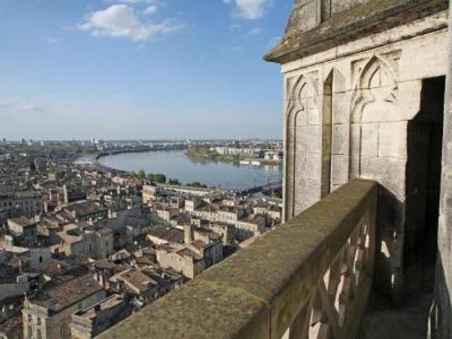 location appartement bordeaux 2 pièces 51 m2 gironde 33000 880 € / mois