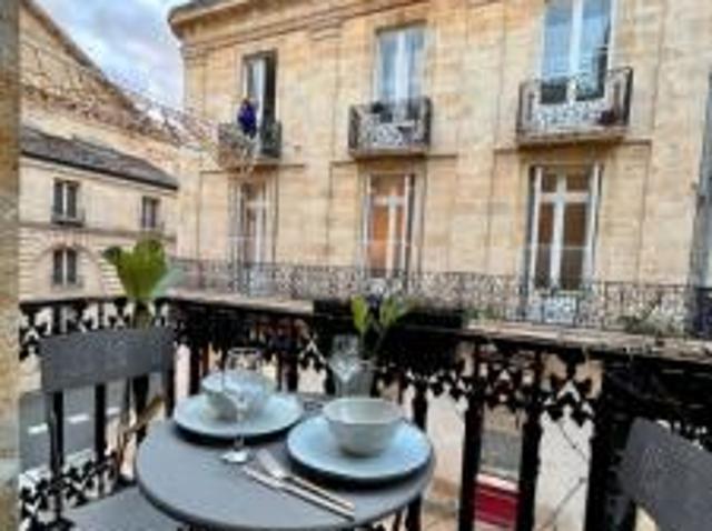 location appartement bordeaux 2 pièces 37 m2 gironde 33000 1150 € / mois