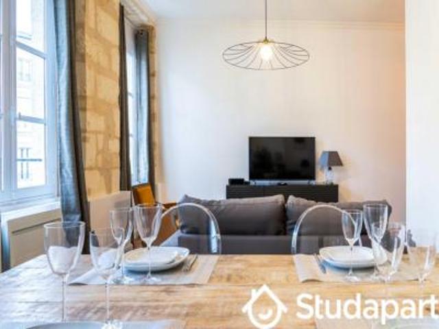 location appartement bordeaux 3 pièces 75 m2 gironde 33000 2700 € / mois