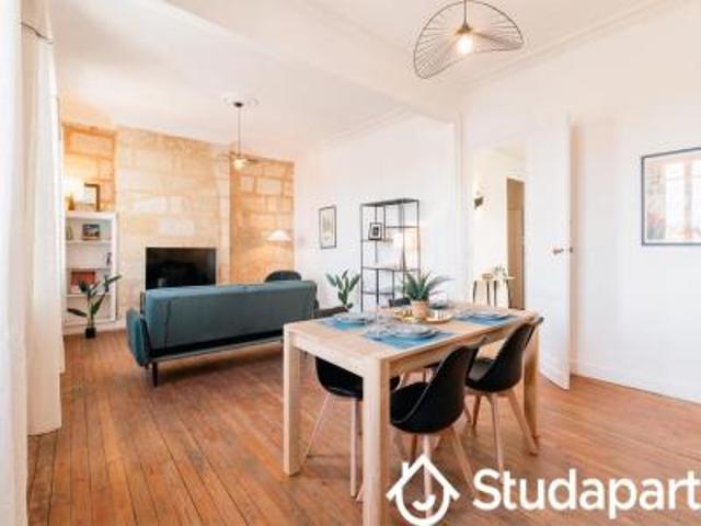 location appartement bordeaux 3 pièces 91 m2 gironde 33000 2400 € / mois