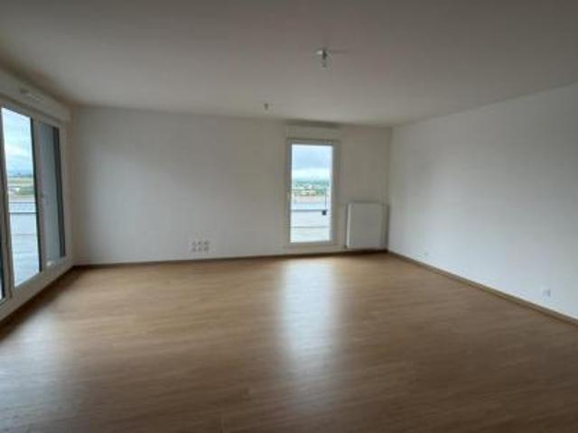 location appartement bossey 4 pièces 118 m2 haute savoie 74160 2734 € / mois