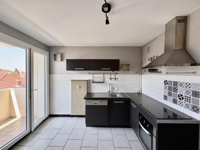 Location Appartement Boulevard Charles de Gaulle, Le Coteau