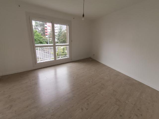 Location Appartement Boulevard Alexandre de Fraissinette, Saint Étienne