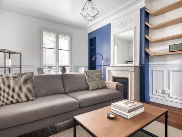 Location Appartement Square Arago, Paris