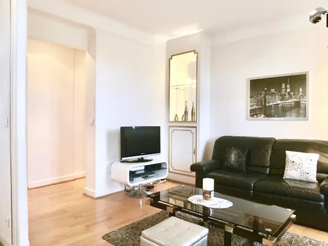 Location Appartement Rue Fragonard, Paris