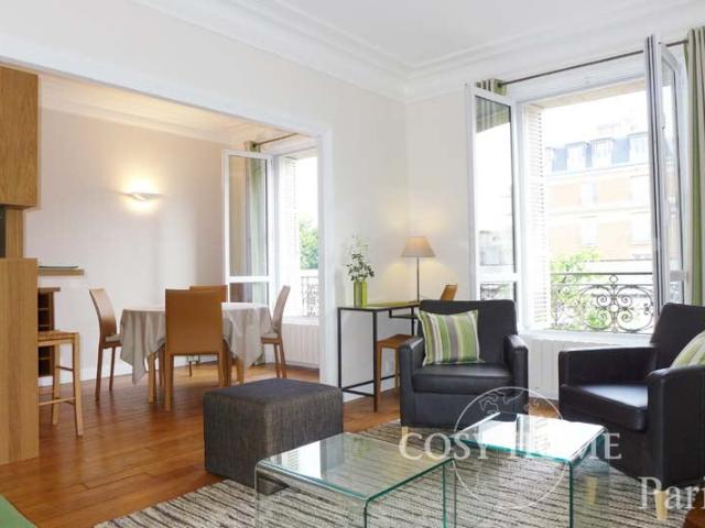 Location Appartement Boulevard Garibaldi, Paris