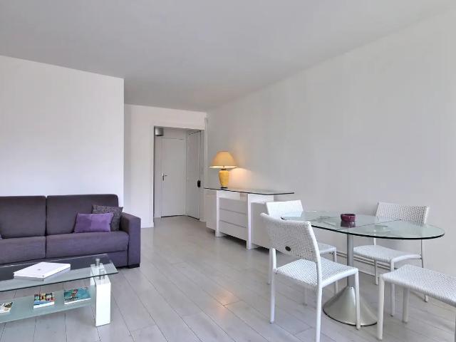 Location Appartement Boulevard de Grenelle, Paris