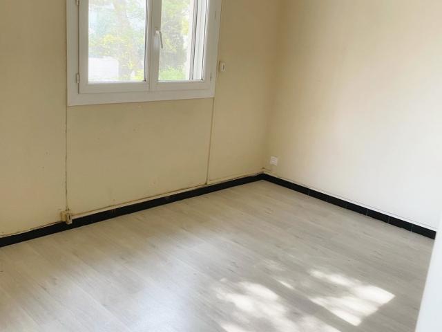 Location Appartement Boulevard de la Liberté, Vias