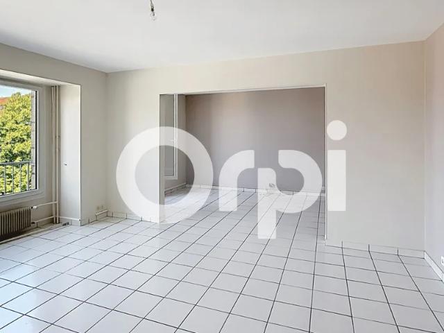 Location Appartement Boulevard de la Victoire de la Marne, Chaumont