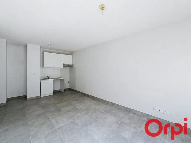 Location Appartement Boulevard de l'Europe, Oullins Pierre Bénite