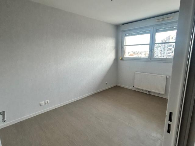 Location Appartement Boulevard des Peyvets, Dijon