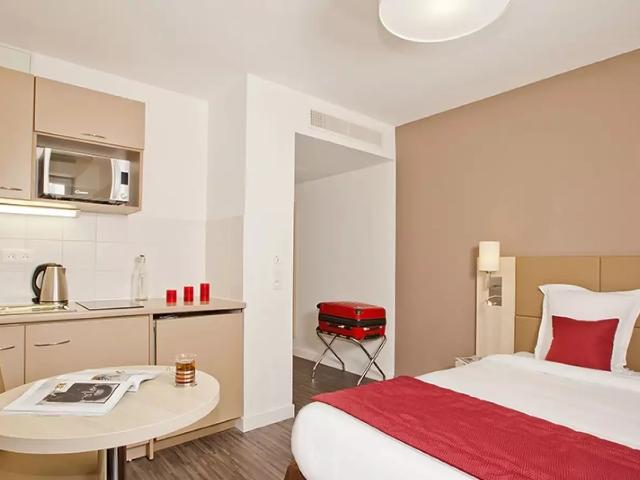 Location Appartement Boulevard des Provinces Françaises, Nanterre
