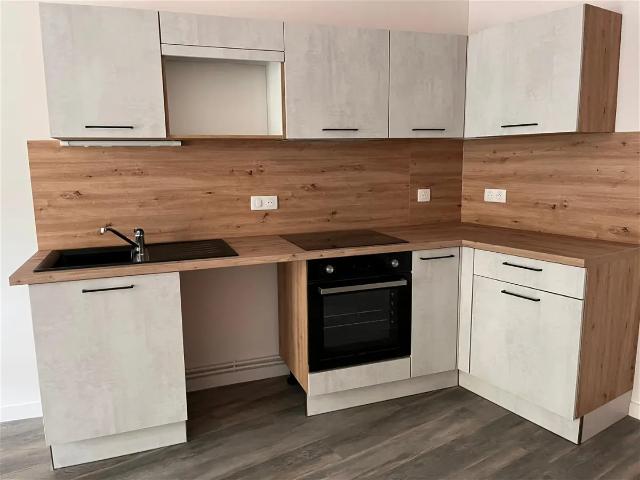 Location Appartement Boulevard du Docteur Devins, Brioude