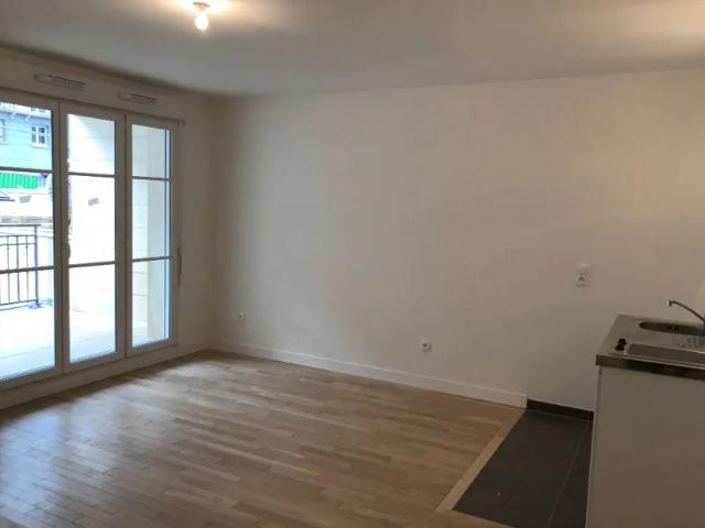 Location Appartement Boulevard du Moulin de la Tour, Le Plessis Robinson