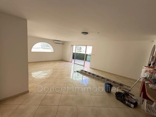 Location Appartement Boulevard du Port, Mèze