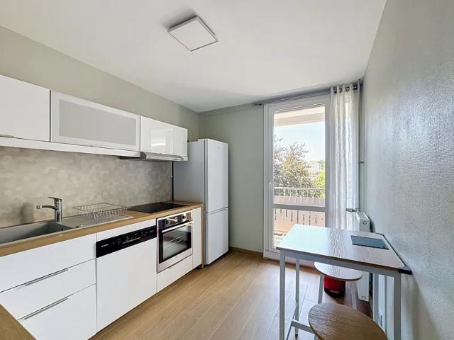 Location Appartement Boulevard John Fitzgerald Kennedy, Oullins Pierre Bénite