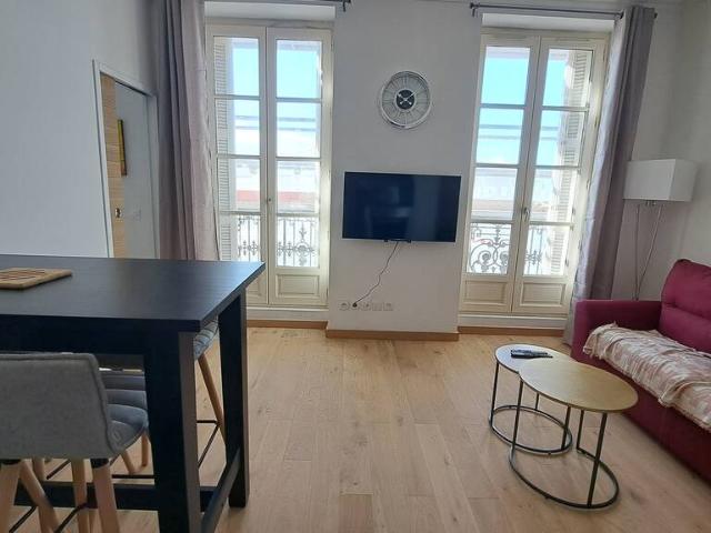 Location Appartement Boulevard Jacques Saadé Quai de la Joliette, Marseille