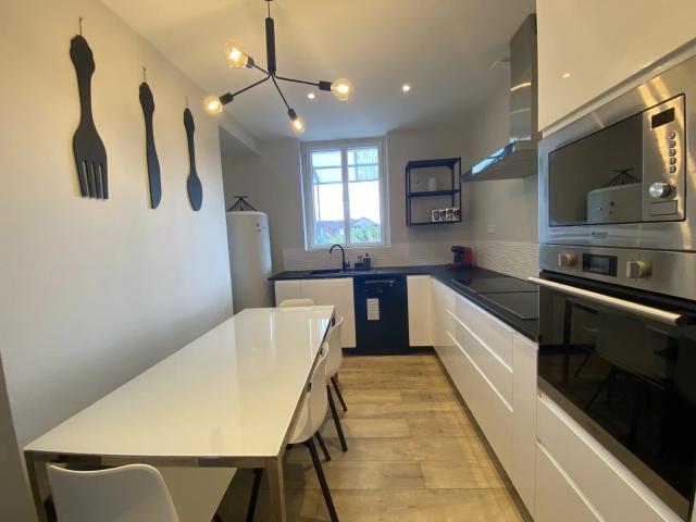 Location Appartement Boulevard Laurent Bonnevay, Vénissieux