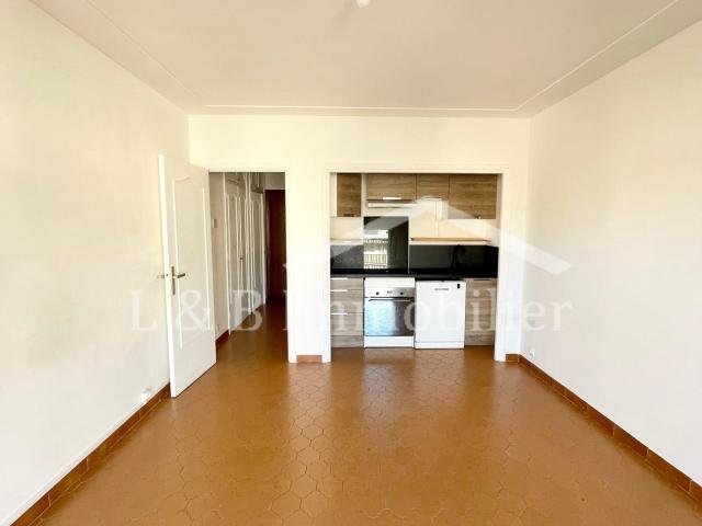 Location Appartement Boulevard Mantega Righi, Nice