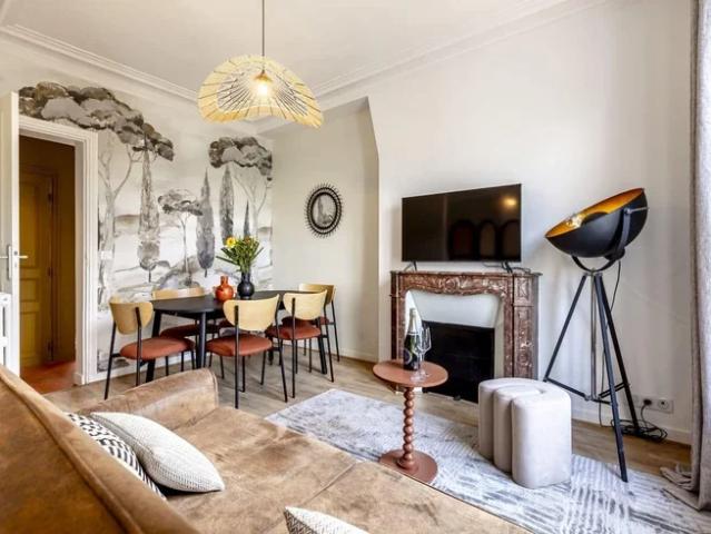 Location Appartement Boulevard Saint Germain, Paris