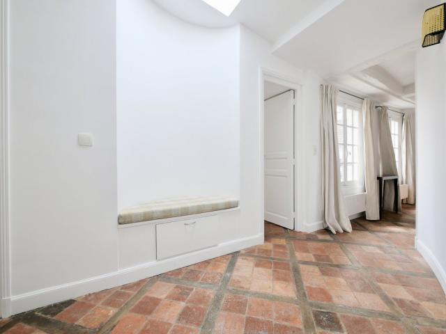 Location Appartement Boulevard Saint Germain, Paris