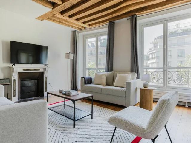 Location Appartement Boulevard Saint Germain, Paris