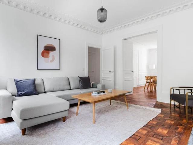 Location Appartement Boulevard Saint Michel, Paris