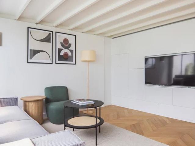 Location Appartement Boulevard Saint Michel, Paris
