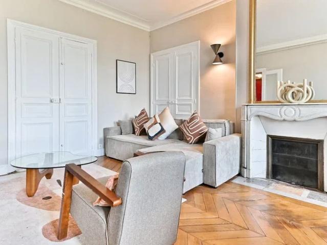Location House Boulevard Richard Lenoir, Paris