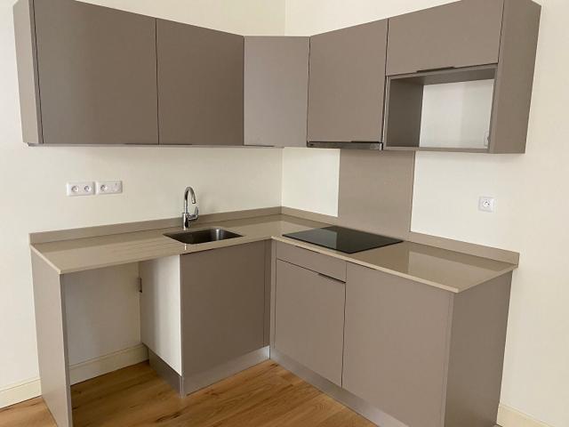 Location Appartement Boulevard Victor Hugo, Nîmes