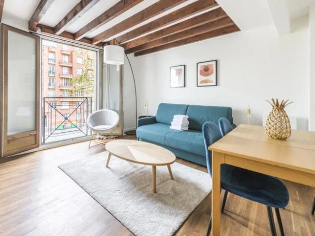 Location House Boulevard Victor, Paris