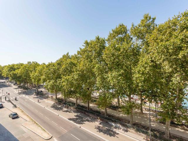 Location Appartement bourgeois meublé à LYON 141 m2 Espaces Atypiques LYON