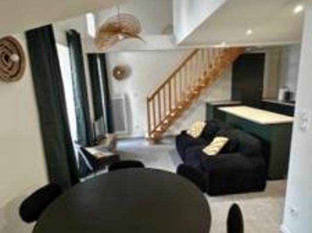 location appartement blaye 4 pièces 68 m2 gironde 33390 890 € / mois