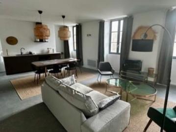 location appartement blaye 4 pièces 79 m2 gironde 33390 990 € / mois