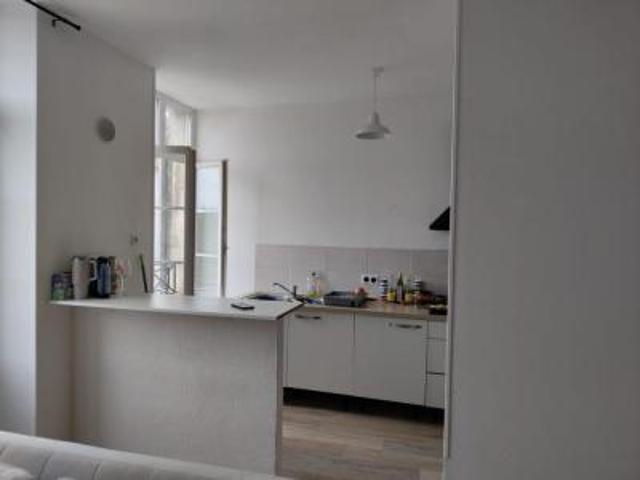 location appartement blaye 4 pièces 80 m2 gironde 33390 840 € / mois