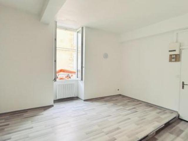 location appartement blaye 2 pièces 22 m2 gironde 33390 390 € / mois
