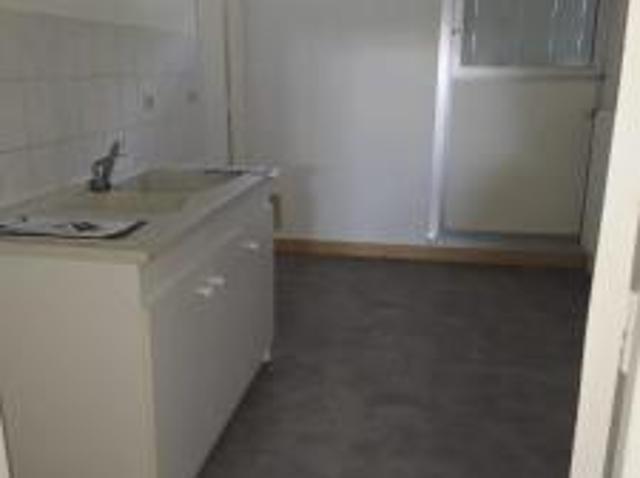 location appartement blanc 3 pièces 63 m2 indre 36300 489 € / mois