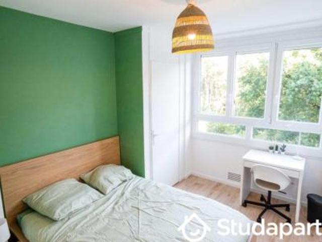 location appartement bron 1 pièce 78 m2 rhone 69500 667 € / mois