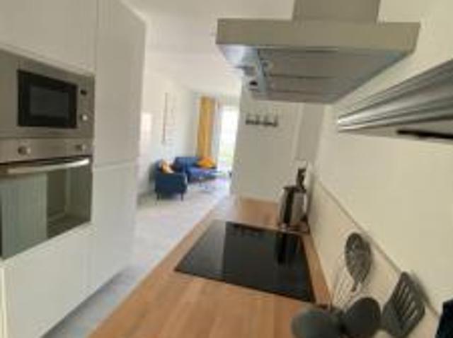 location appartement bron 5 pièces 69 m2 rhone 69500 490 € / mois