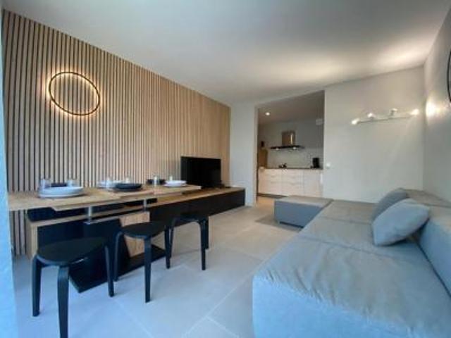 location appartement bron 7 pièces 100 m2 rhone 69500 490 € / mois