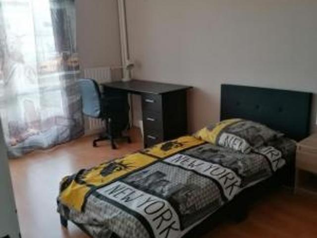 location appartement brest 1 pièce 10 m2 finistere 29200 305 € / mois