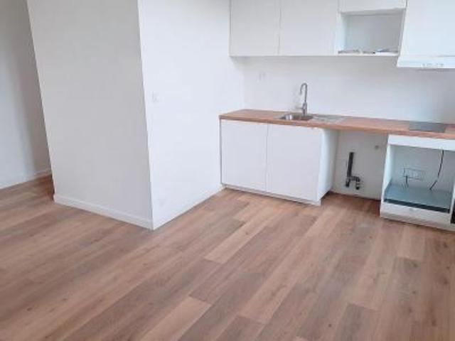 location appartement brignoles 2 pièces 37 m2 var 83170 640 € / mois