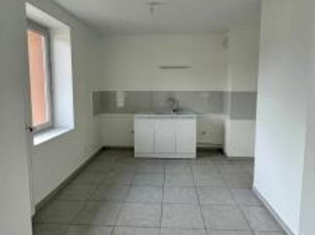 location appartement brion 4 pièces 85 m2 ain 01460 932 € / mois