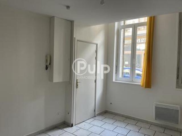 location appartement cambrai 1 pièce 27 m2 nord 59400 440 € / mois