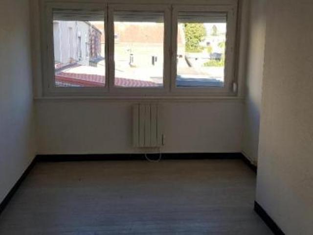location appartement cambrai 3 pièces 83 m2 nord 59400 660 € / mois