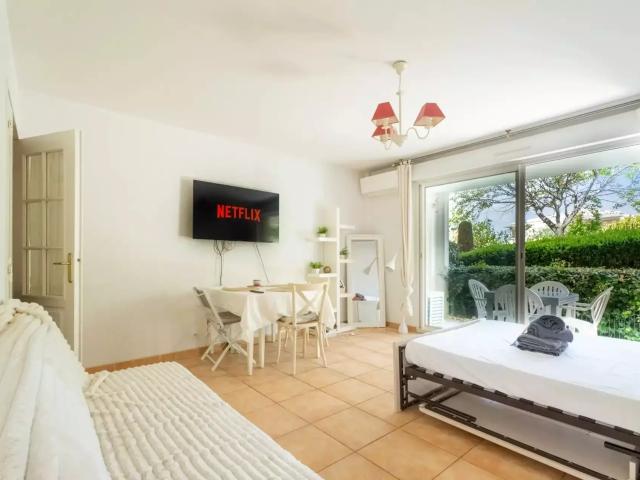 Location Appartement Camin de l'Arieta, Nice