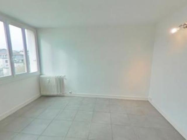 location appartement caluire et cuire 2 pièces 39 m2 rhone 69300 634 € / mois