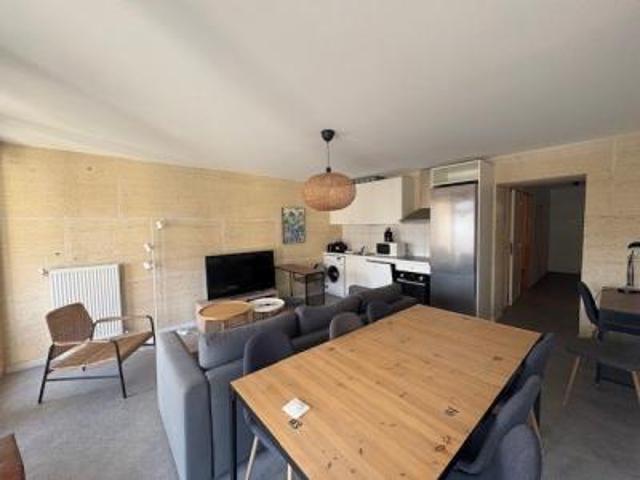 location appartement caluire et cuire 4 pièces 68 m2 rhone 69300 1360 € / mois