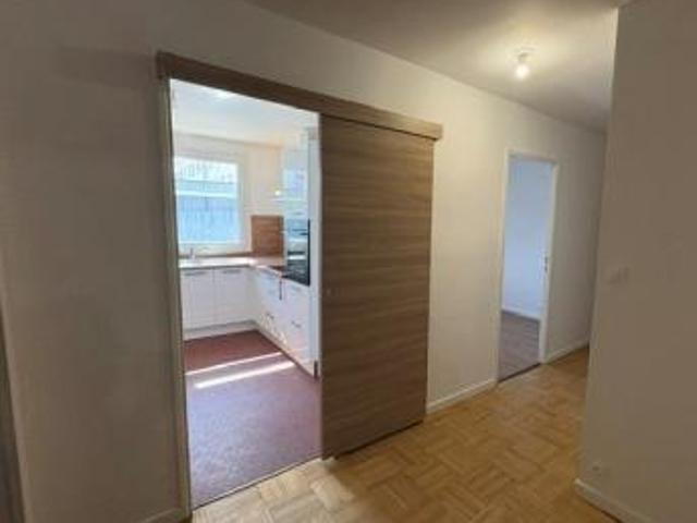 location appartement caluire et cuire 4 pièces 84 m2 rhone 69300 1375 € / mois